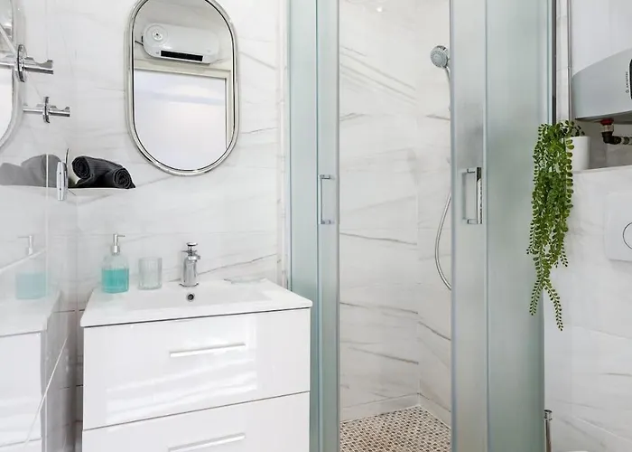 Cocon Place Massena, Cours Saleya Et Apartment Nizza